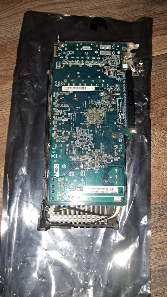 Sapphire Radeon HD 6950 2GB GDDR5 Graphics Card - DisplayPort, HDMI, DVI - Image 2 of 4