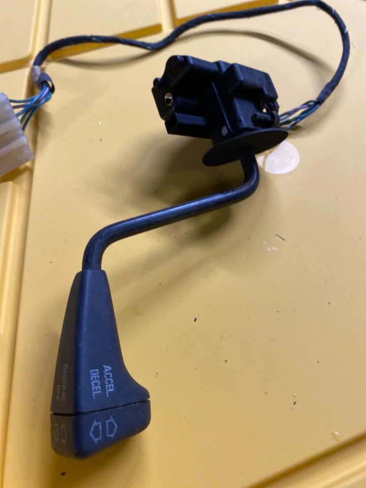 Interruptor de control de crucero BMW E30 325i 325ix 325 318i Foto 4 de 4