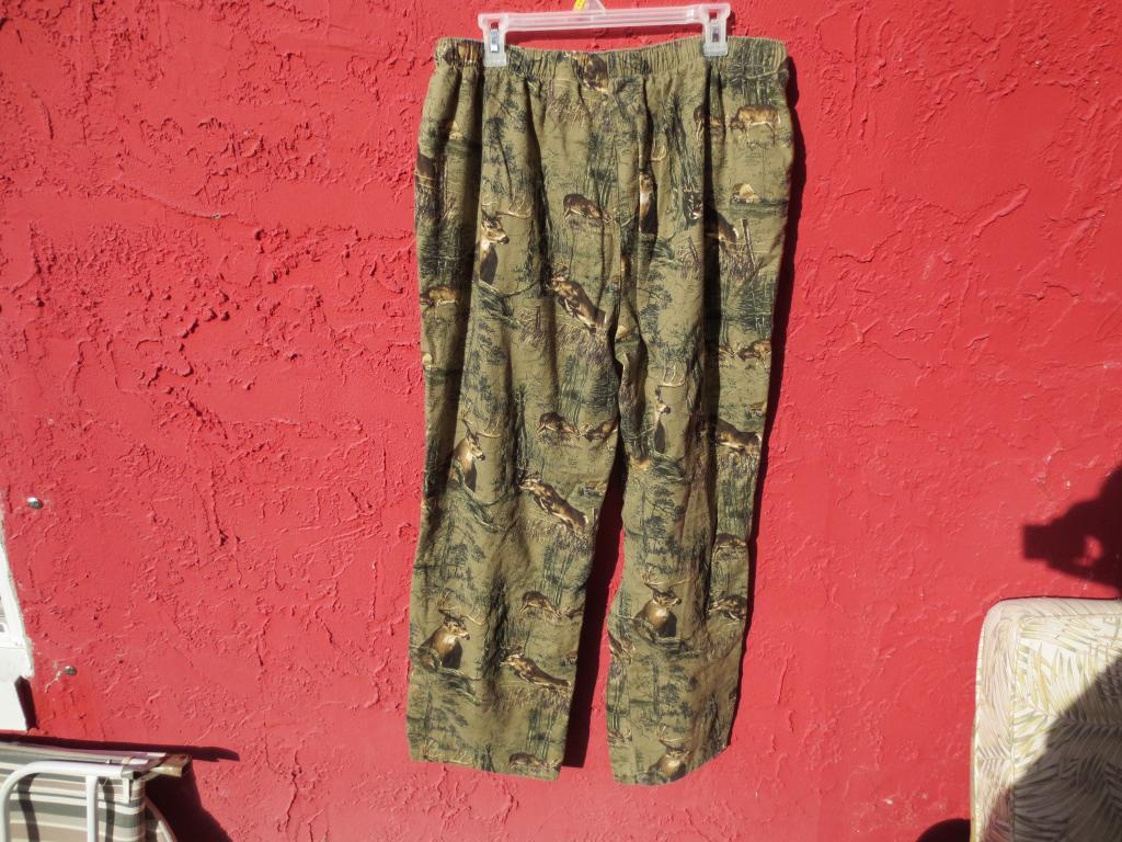 Magellan Sportswear Camo DEER Hunting Pants XL COTTON PJS STRECH