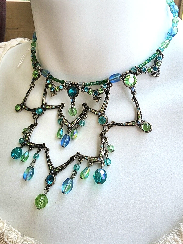 Ожерелье Sweet Romance трехуровневый бирюзовый, синий, зеленый, кристалл памяти провода слоистый - Изображение 3 из 4