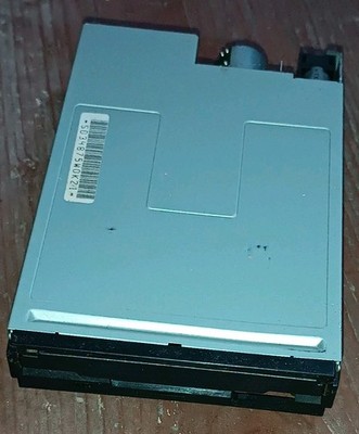 Apple Macintosh Performa LC 520 550 575 Quadra MPF 42A Sony Floppy Drive 2MB FDD