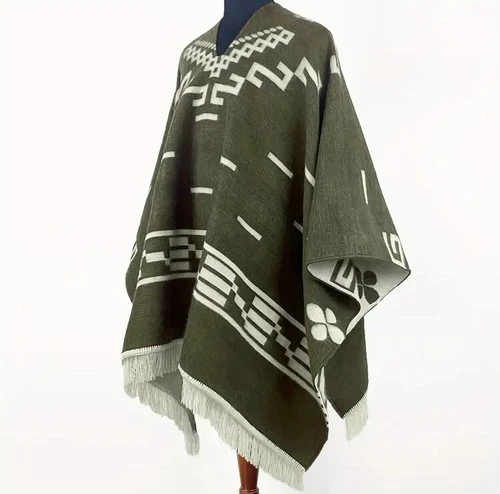 Clint Eastwood Poncho | replica | Dollar trilogy poncho - product listing photo