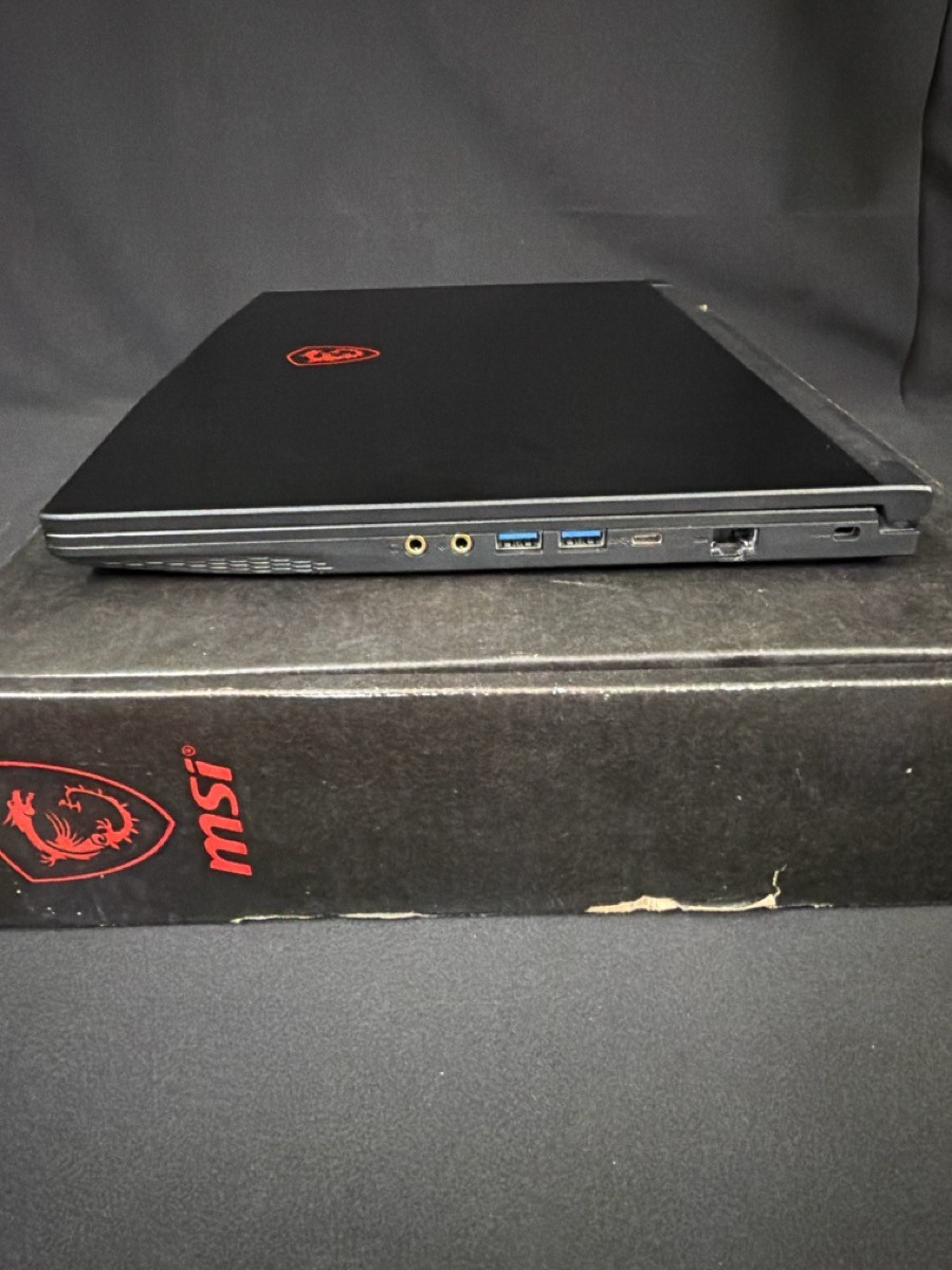 MSI COMPUTER GF63 16GB RAM 1TB+ SSD GTX1650 (C57005232)