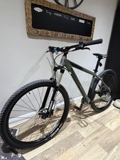 Boardman MHT 8.6 Mountain Bike Green Excellent Condition Used Once