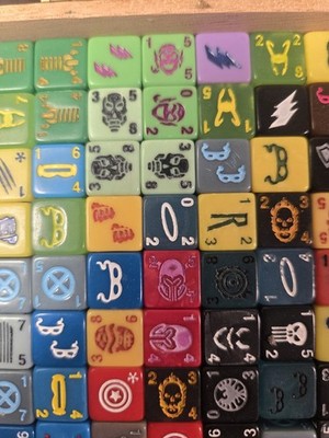 Marvel Dice Masters WizKids Lot of 141 Loose Character Dice No Cards