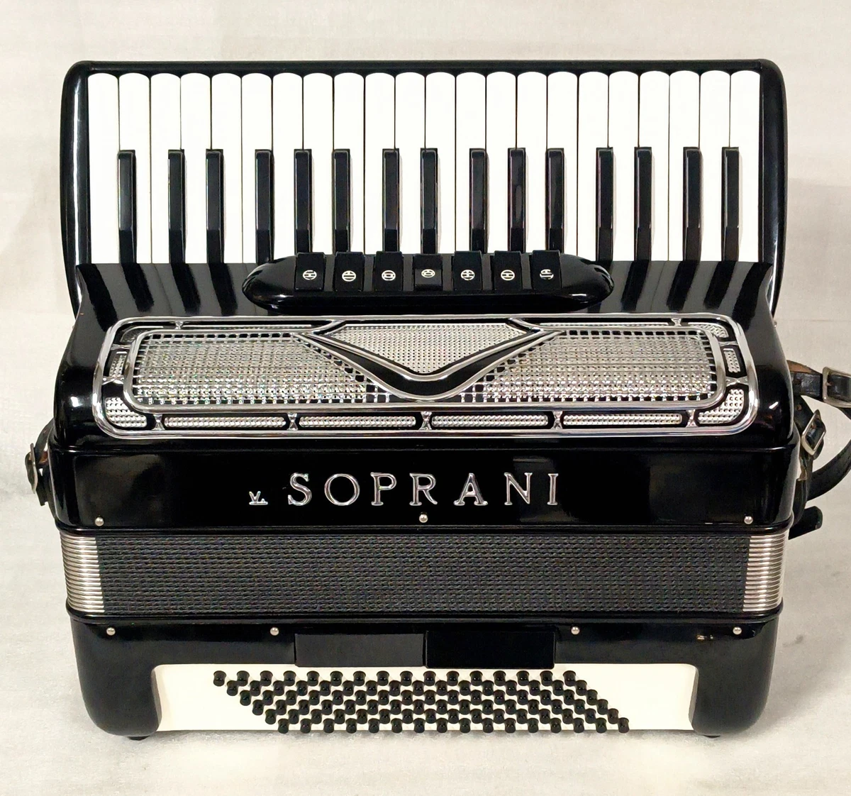 Accordions with 96 Bass Keys and 37 Treble Keys for sale | eBay