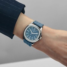 Patek Philippe Aquanaut Luce 5067A-025 'Ladies' Stainless Steel Misty Blue Dial 2