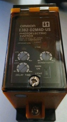 OMRON E3B2-D2M4D-US / E3B2D2M4DUS (New)No box