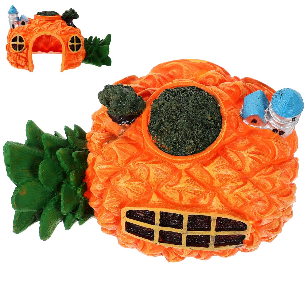 Pineapple shaped fish clearance tank
