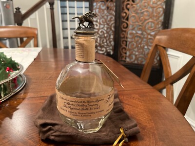 Blanton s Barrel Bourbon Whiskey Empty Bottle Horse & Jockey Cork Letter L
