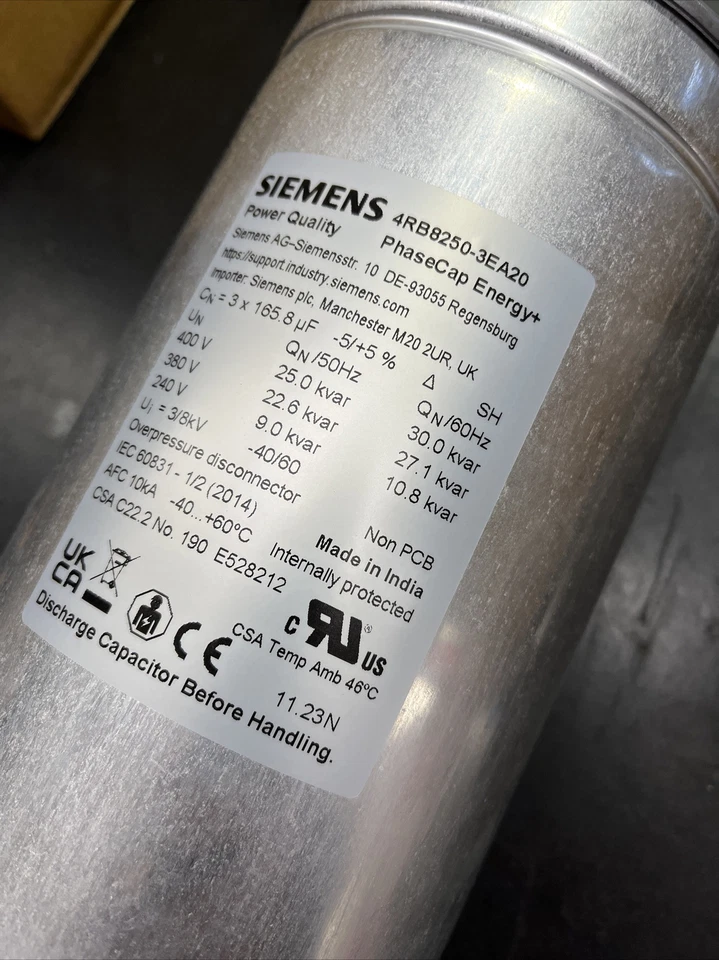 4RB8250-3EA20 Condensatore di potenza MKK  400V  25,0 kVAr Trifase - Immagine 2 di 3