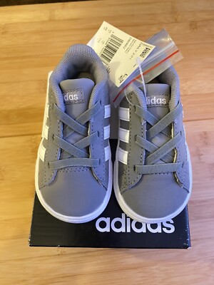 Adidas toddlers baskelball Daily 2.0 shoes, Gray/White  Size 4k brand new in box