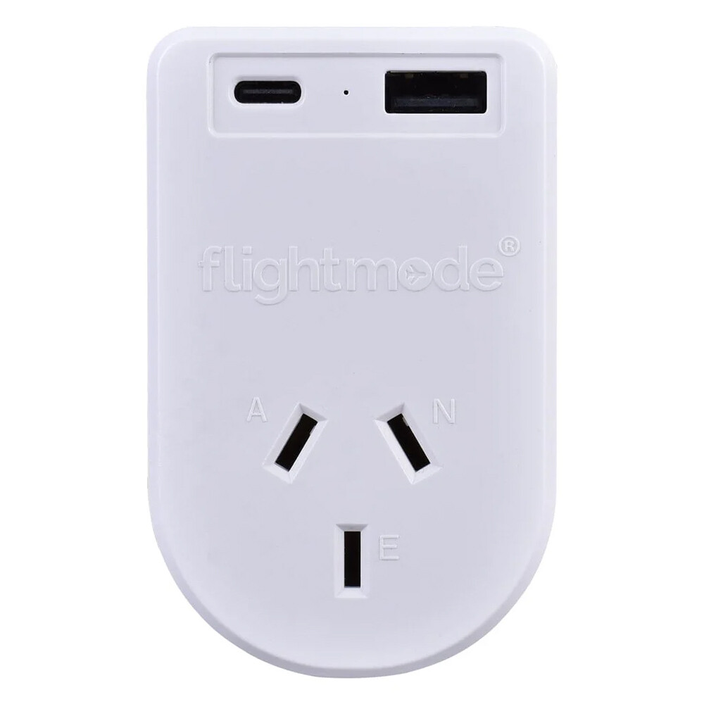 Flightmode Outbound AU/NZ to UK/HONG KONG Travel Adaptor with USB Type C & A — image 3