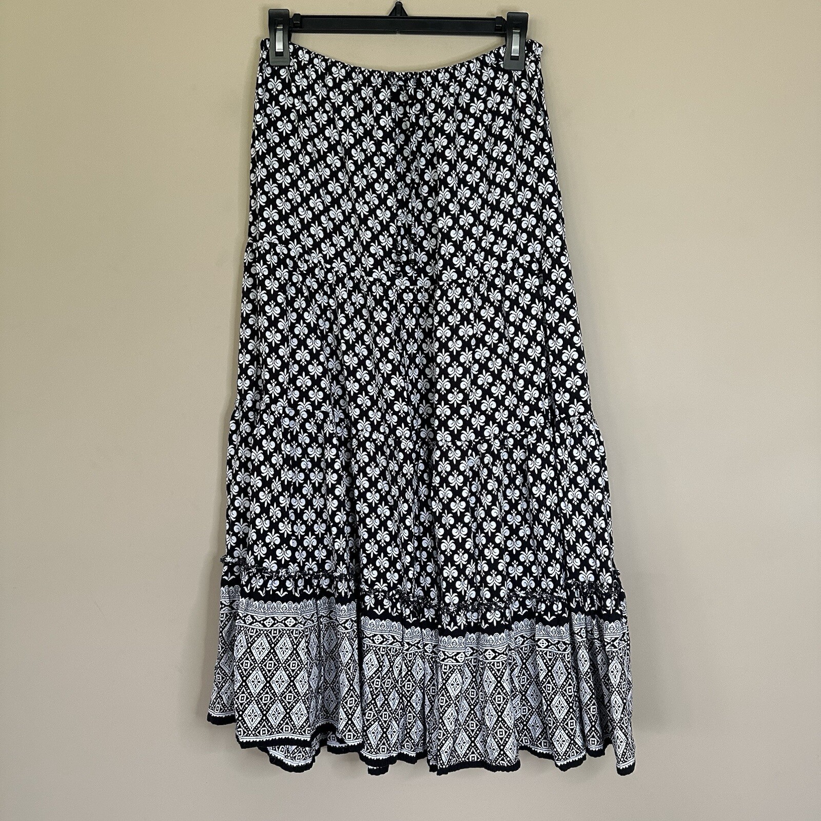 White Stag Tiered Boho Maxi Skirt Y2K Cottagecore Long Peasant Style