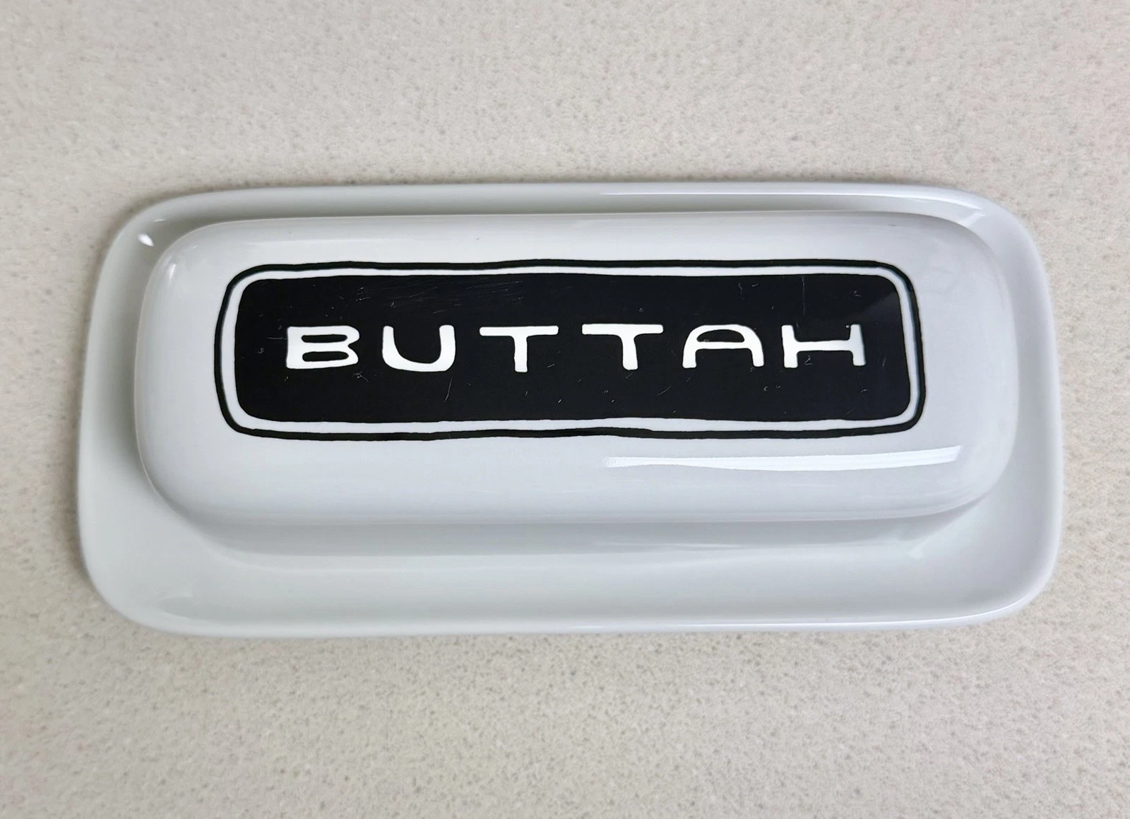 Fishs Eddy "BUTTAH" Butter Dish Brooklynese Accent Kristina Sacci Stoneware EUC!