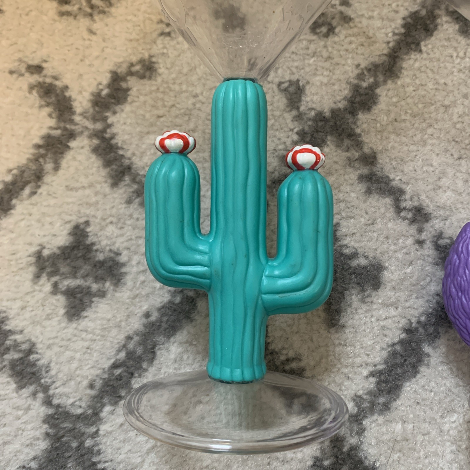 Vintage TGI Fridays margarita glasses coyote & cactus plastic happy hour glasses