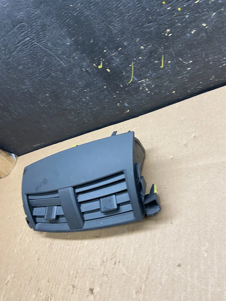 Toyota RAV4 2006-2012 tablero central delantero bisel de ventilación de aire 55670-42050 OEM T4601 DG Foto 3 de 4