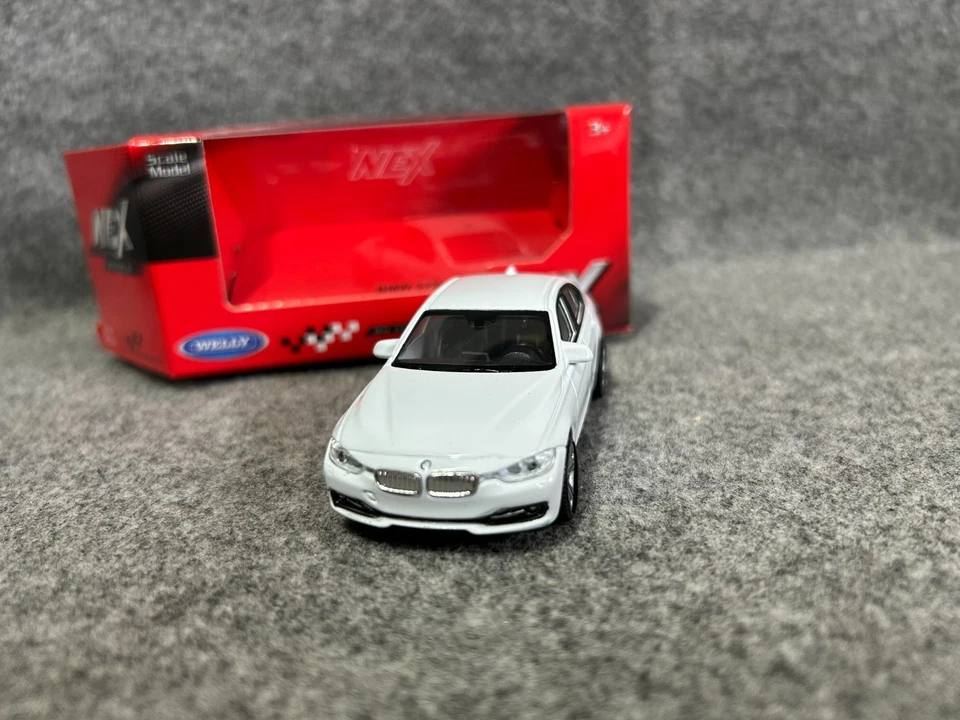 BMW 335ì SERIE 3 F30 F 30 10 cm WELLY NEX auto modello modellino METALLO bianca - Immagine 3 di 4
