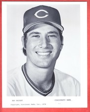 1978 REDS  TEAM ISSUE  8 X 10  GLOSSY  RAY KNIGHT   ROOKIE