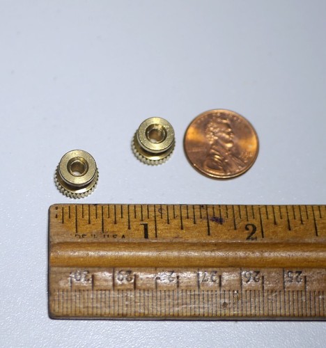 8-32 Male Knurled Thumb Screw – Liberty Brass