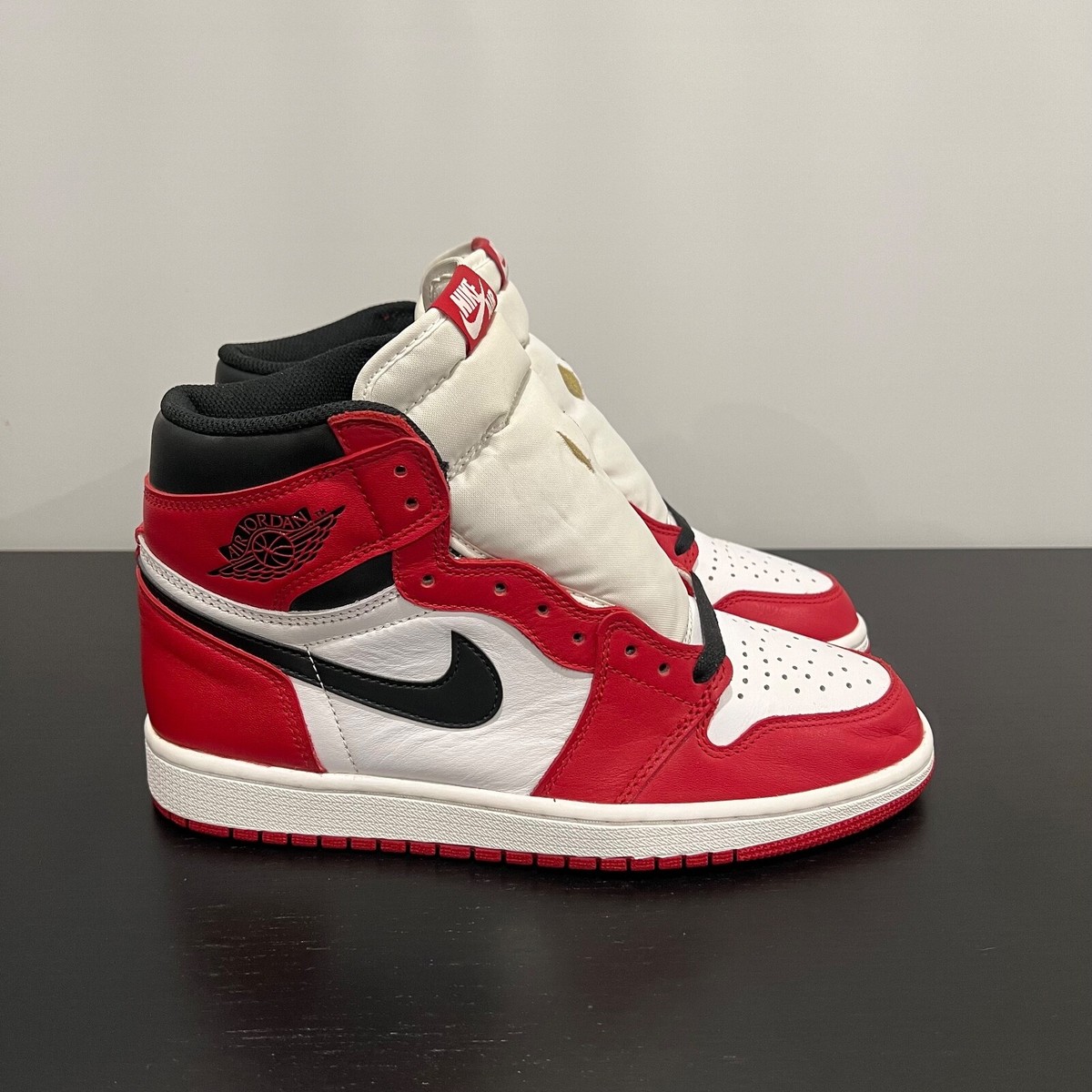 新品　NIKE AIR JORDAN 1 HIGH CHICAGO 2015 Jordan 1 Retro Chicago (2015) Men's - 555088-101 - US