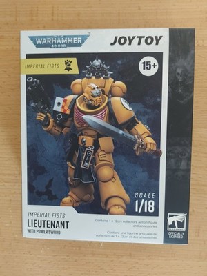 Joytoy Warhammer 40k Imperial Fists Lieutenant with Power Sword 1:18
