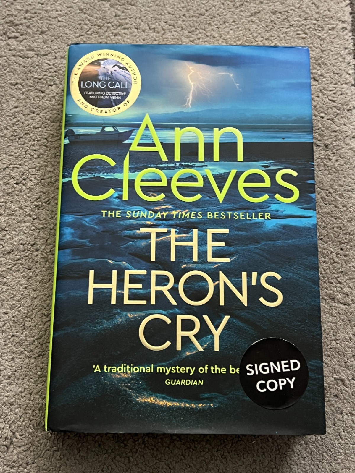 THE HERON'S CRY by ANN CLEEVES - signed by the author (SB5133)