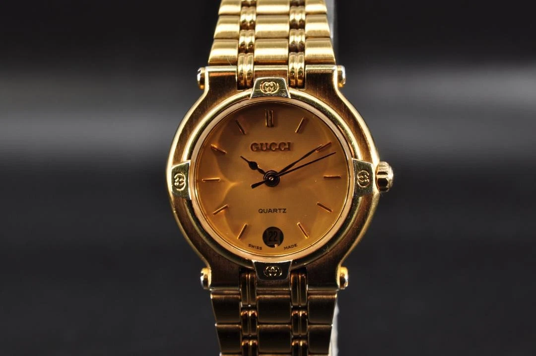 Montre femme Gucci 9200L quartz or avec boite