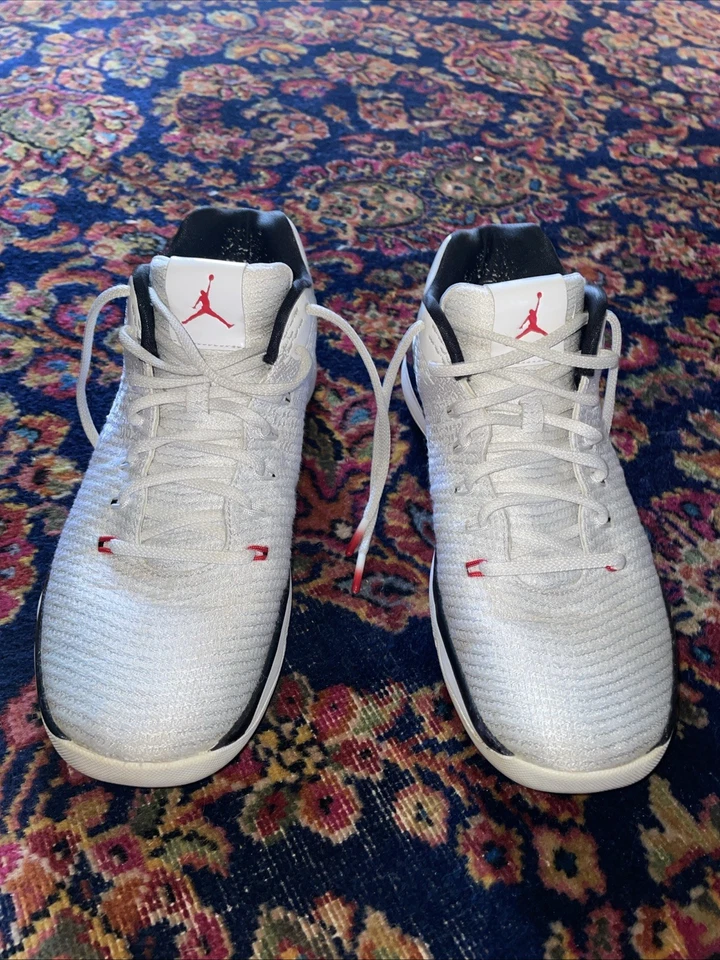 Air Jordan XXXL 31 Low Bulls 9,5 Foto 2 de 4