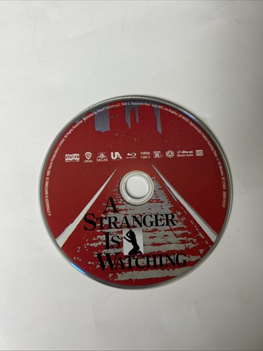 Scream HD 2K A Stranger Is Watching Blu-ray-Kate Mulgrew-Rip Torn-bonus feature - Foto 4 di 5