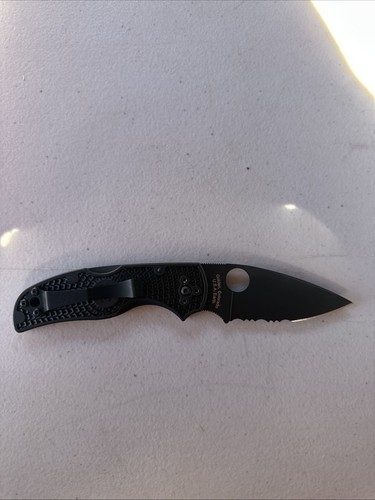 Spyderco Native 5 Full-Flat Grind CPM S30V Stainless Steel Blade Folding Knife - Picture 3 of 6