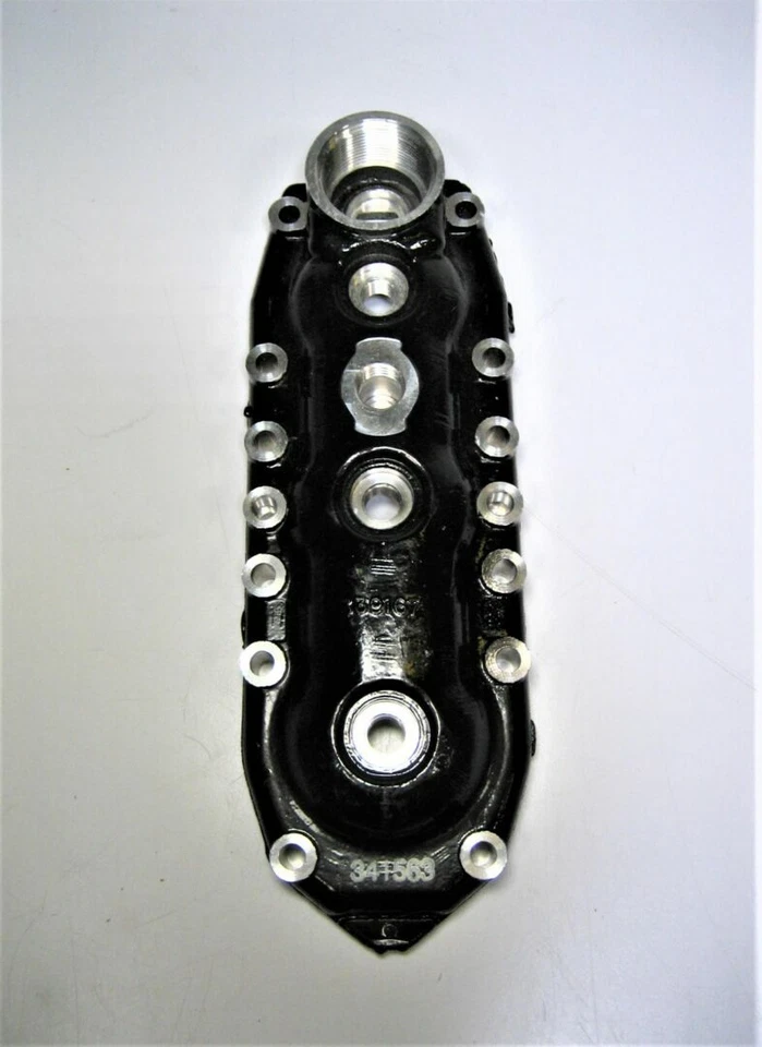 OMC 341563 Evinrude Johnson 25 / 35HP Outboard Engine Cylinder Head - Image 2 of 4
