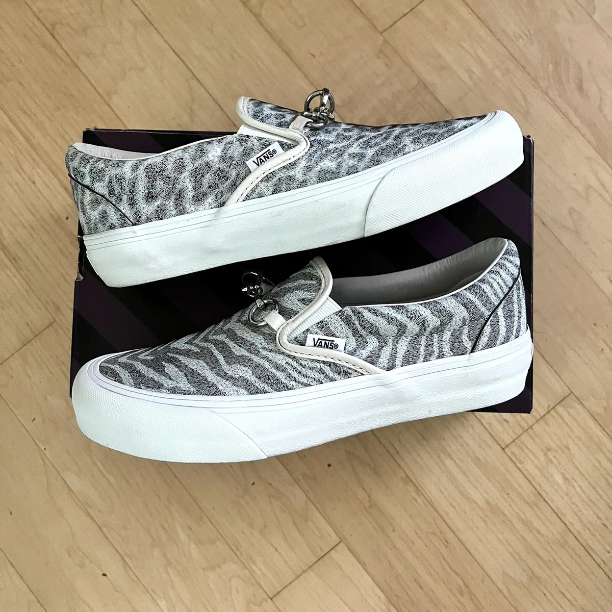 Vans slip cheap on zebra