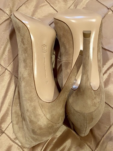 GIANVITO ROSSI FABULOUS SUEDE HEELS, GORGEOUS RICH LIGTH BEIGE SUEDE, ELEGANT ST - Picture 9 of 12