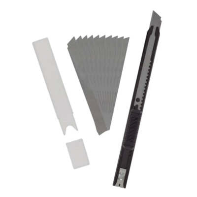Vallejo - Slim Snap-Off Knife & 10 Blades