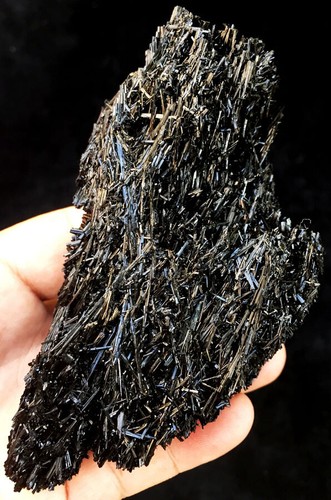 228g Raw Natural Black Tourmaline/Schorl Crystals Mineral Specimens ip1348 - Bild 7 von 12