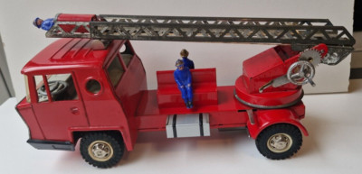 Camion Bernard Pompier Incendie double échelle Joustra jouet ancien tôle