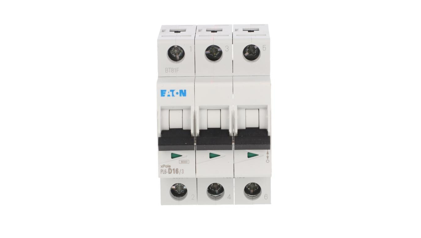 Circuit breaker 3P D 16A 6kA AC PL6-D16/3 286613 /T2UK