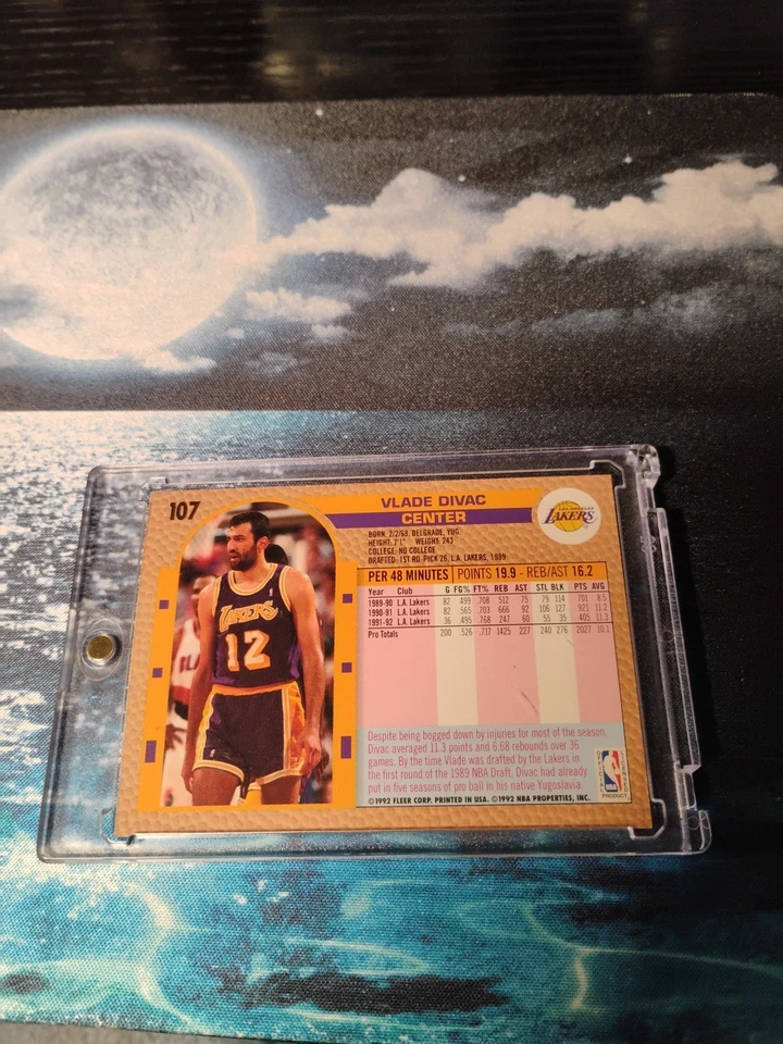 1992-93 Fleer - Vlade Divac #107 - Image 2 of 2