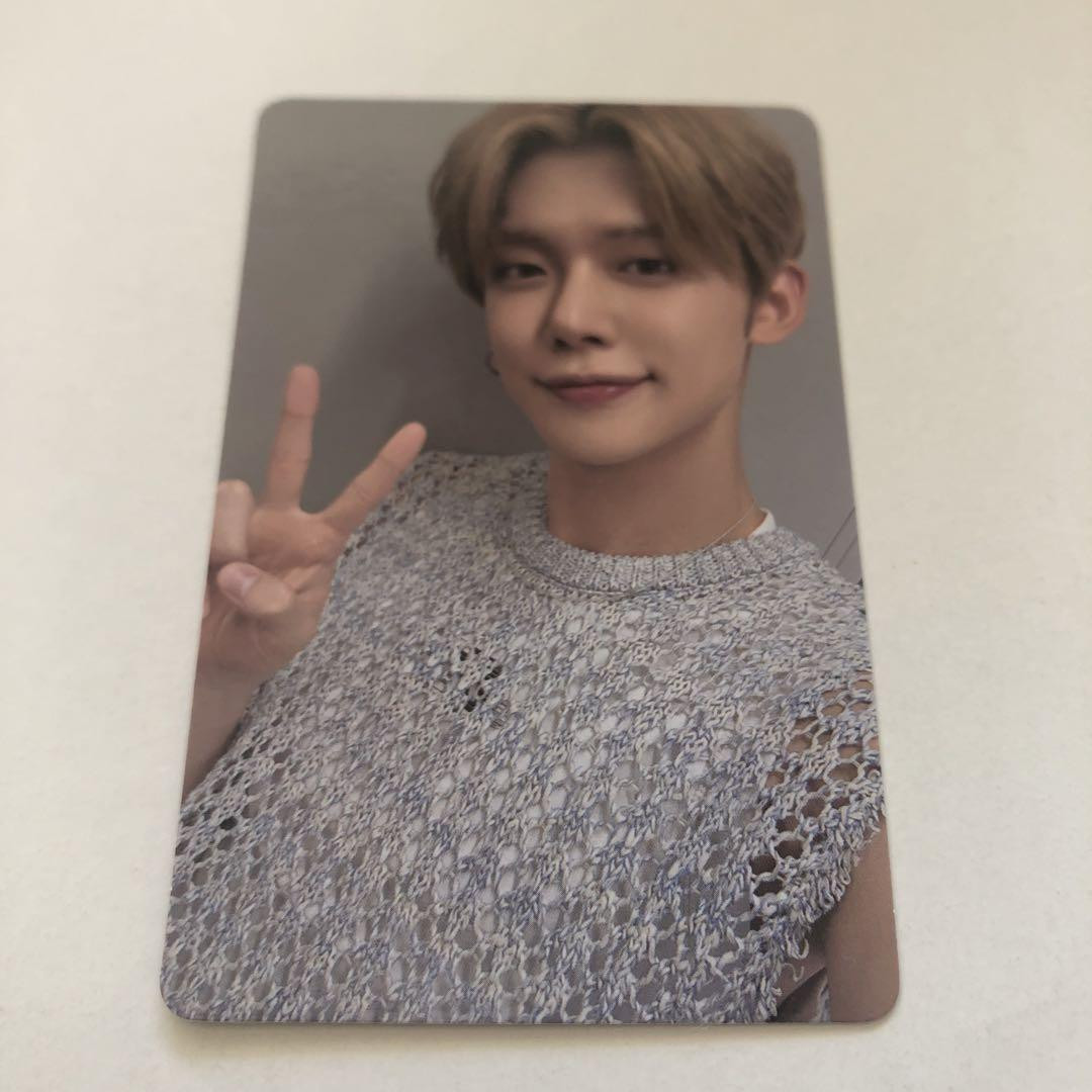 Txt Sanctuary Hello82 American Trading Card Yongjun 4 Kpop Txt Sanctuary Hello82 American Trading Card Yongjun 4 Kpop