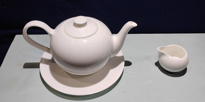 Lufthansa DIBBERN WHITE FINE BONE CHINA SINGLE CUP TEA POT FOR LUFTHANSA 3 Pcs