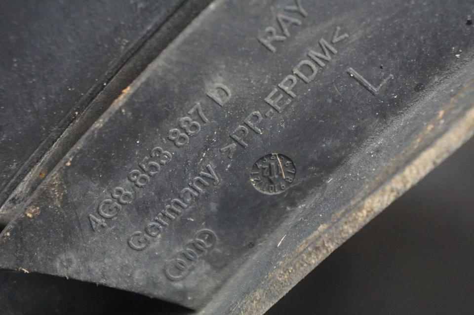 Forro guardabarros arco rueda interior delantero izquierdo OEM 4G8853887D Audi RS7 2014-2018 Foto 2 de 4