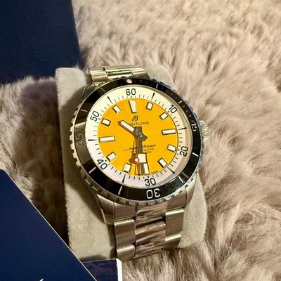 Breitling Superocean Automatic 42   Gelbes Zifferblatt   Full Set