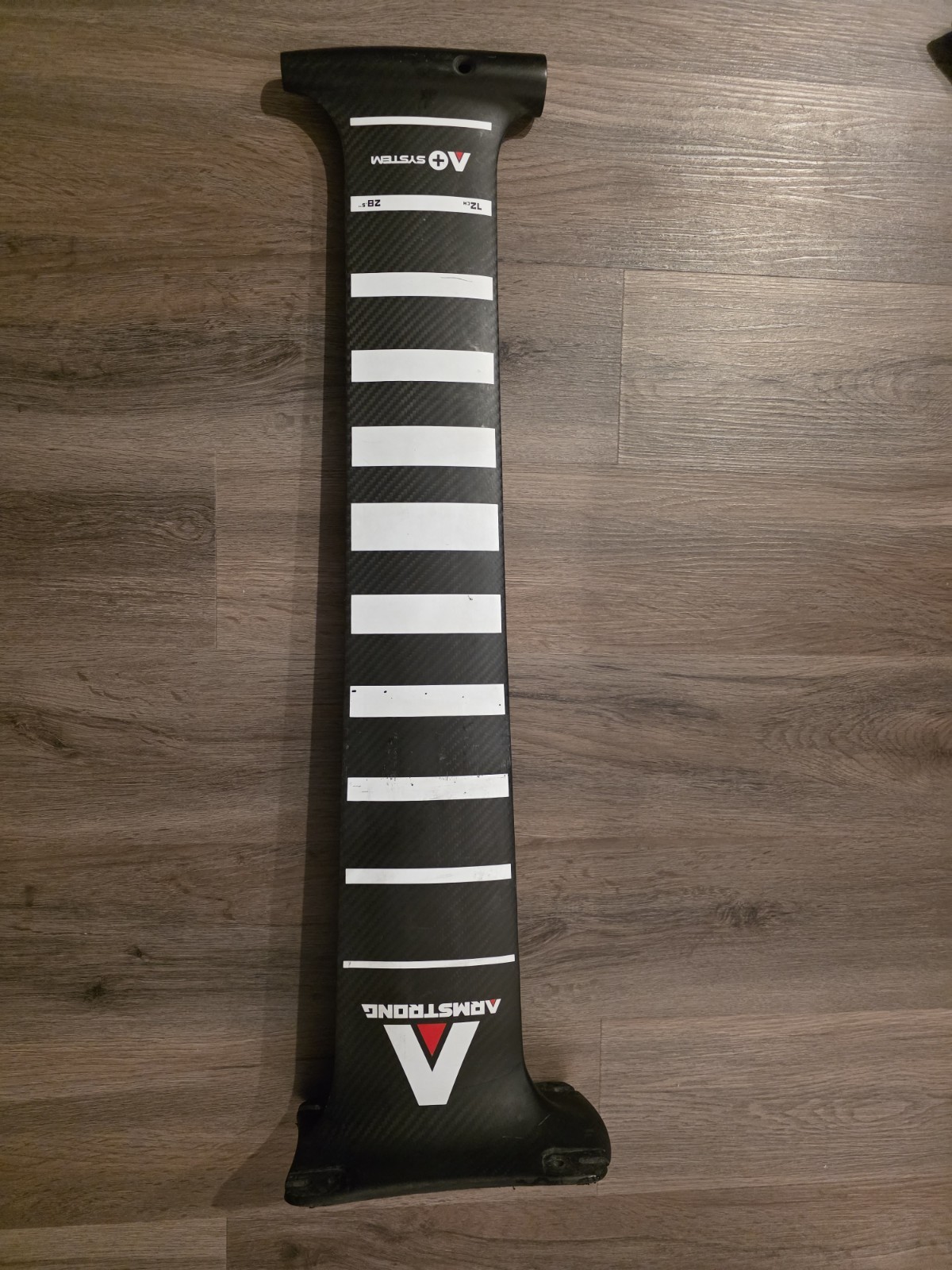 Armstrong 72cm Mast A+ System Carbon Hydrofoil Foil. Used But In Excellent Shape