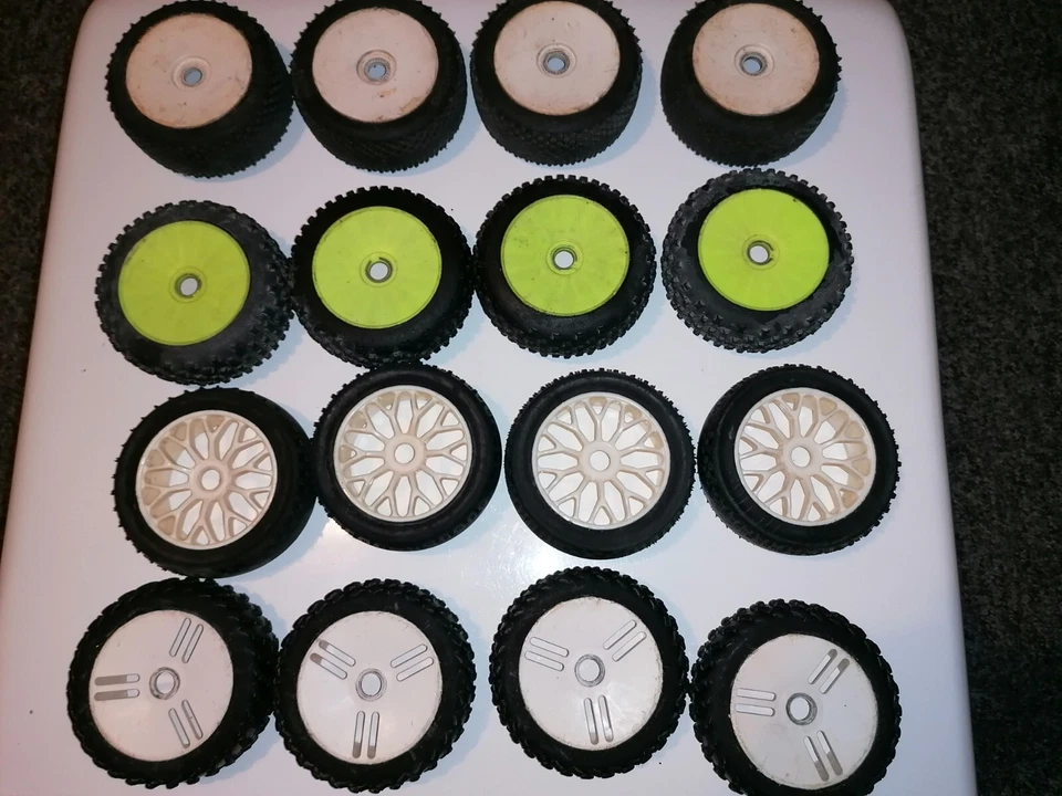 KYOSHO -VINTAGE- 1:8 SCALE WHEELS/RIMS INFERNO/GM/HOBAO/TT/Others - Bild 4 von 4