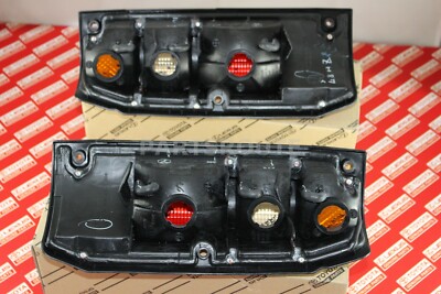 Toyota Land Cruiser 76 Series FZJ76 OEM Genuine Rear Tail Lights