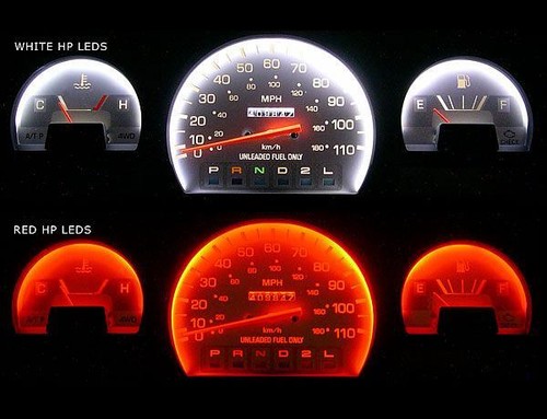 White Face Gauges for 1992-1995 Toyota Pickup Truck Non-Tach Auto - Picture 4 of 4