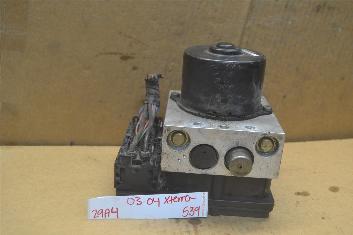 03-04 Nissan Xterra ABS Pump Control OEM 476601Z600 Module 539