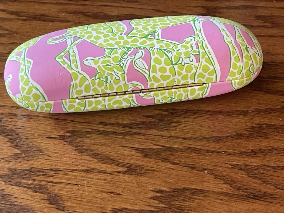 Gafas Lilly Pulitzer Estuche Rígido Rosa y Verde Lima Jirafas Foto 2 de 4