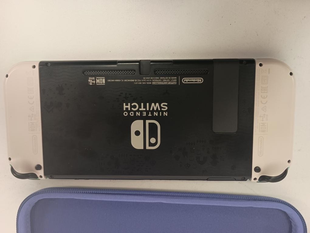 Nintendo Switch HAC-001(-01) 32GB Console with Gray Joy‑Con